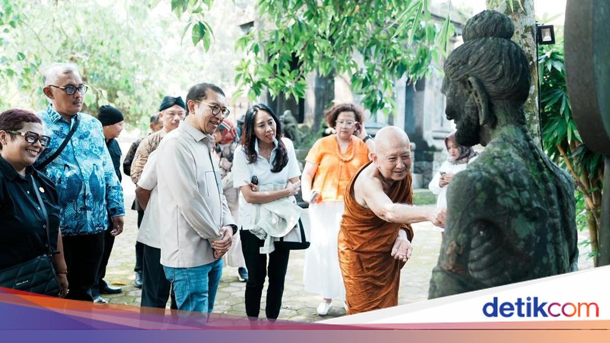 Menbud Perkuat Komitmen Pelestarian Borobudur sebagai Living Heritage