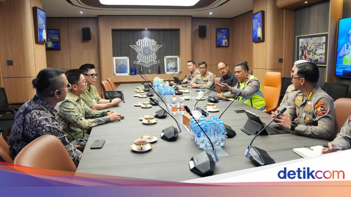 Kakorlantas Dorong Kolaborasi dengan Taksi Green SM untuk Tingkatkan Keselamatan Transportasi