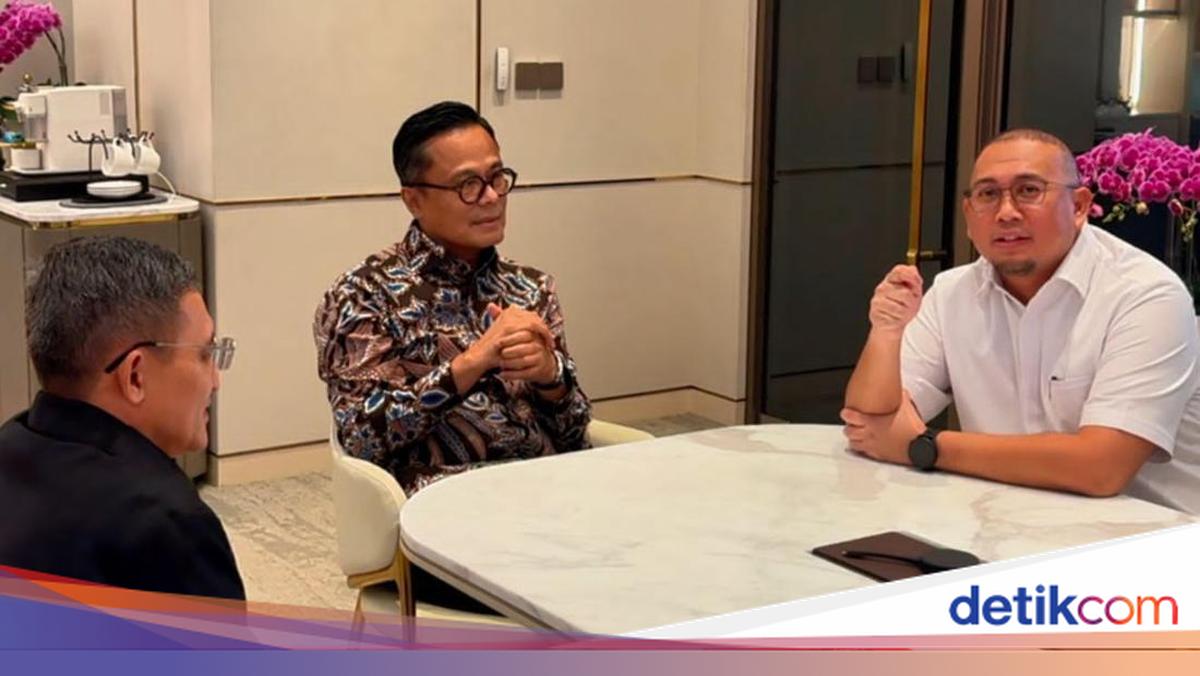 Andre Rosiade-Dirut Hutama Karya Kawal Progres Tol Sicincin-Bukittinggi