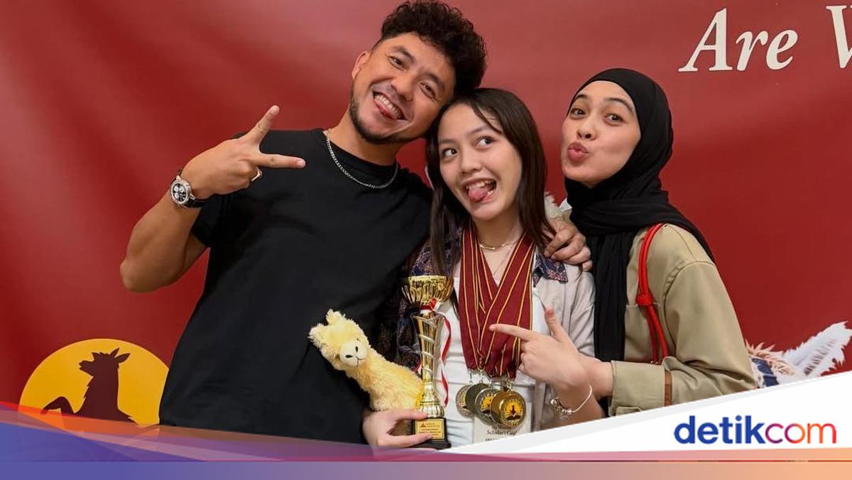 Embun Bikin Dian Ayu-Omesh Bangga Banget