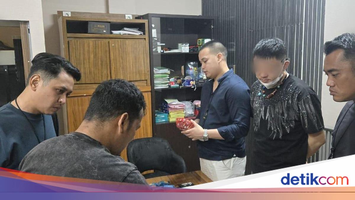 Polisi Tangkap WN China di Apartemen Jakut, Sita 2,7 Kg Cairan Narkoba