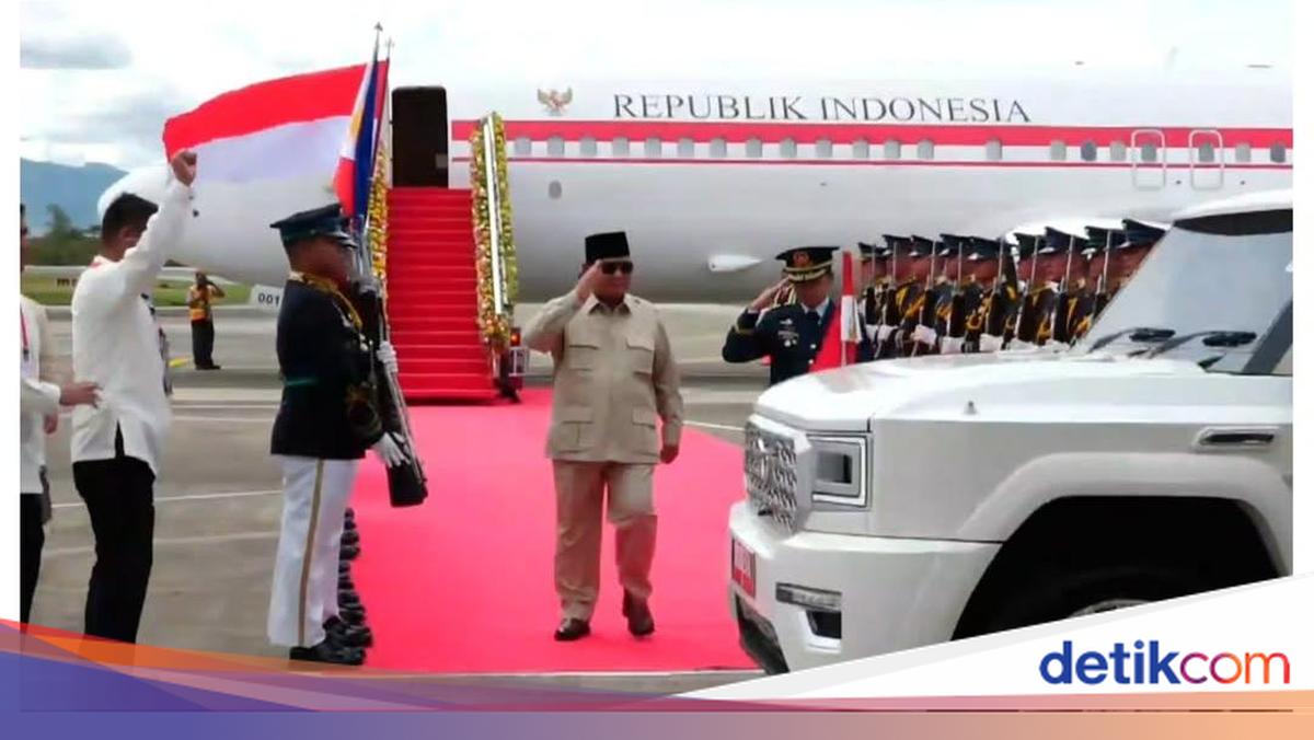 Prabowo Dijemput Maung saat Tiba di Filipina