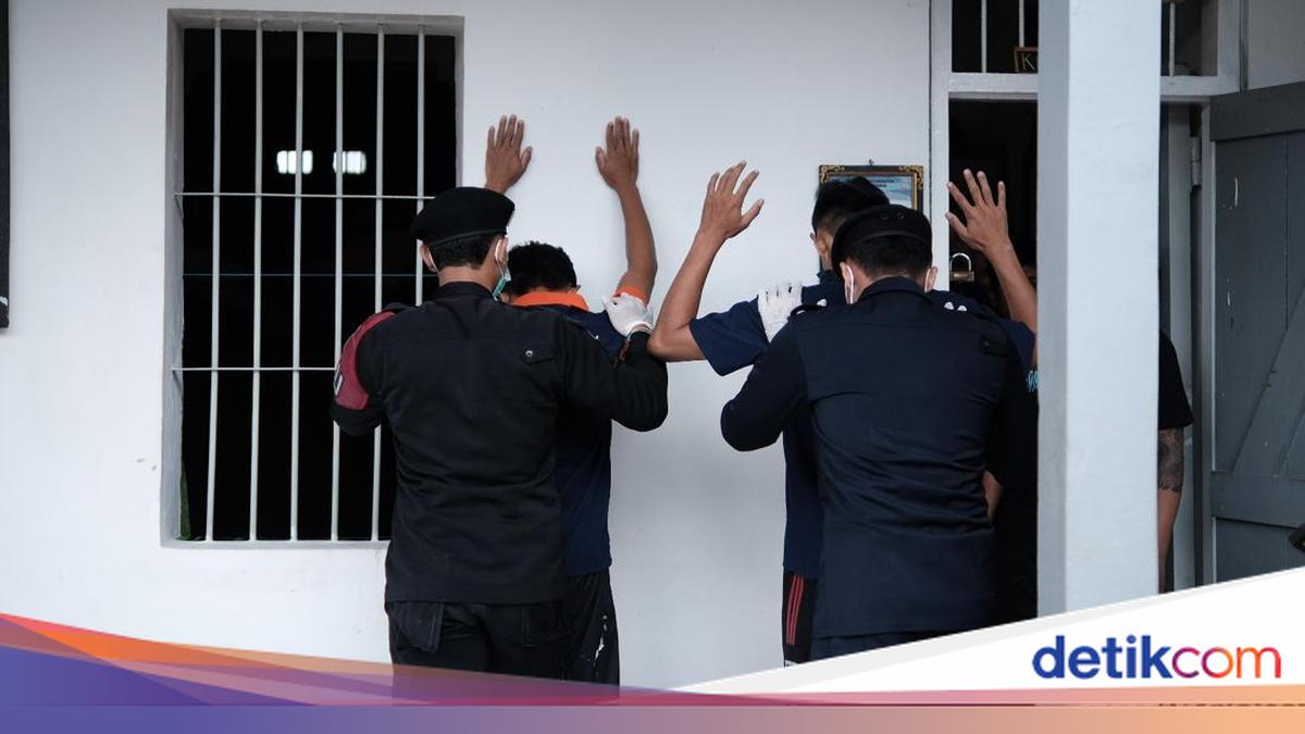 Razia Gabungan di Lapas Tabanan Sasar HP Ilegal dan Narkoba