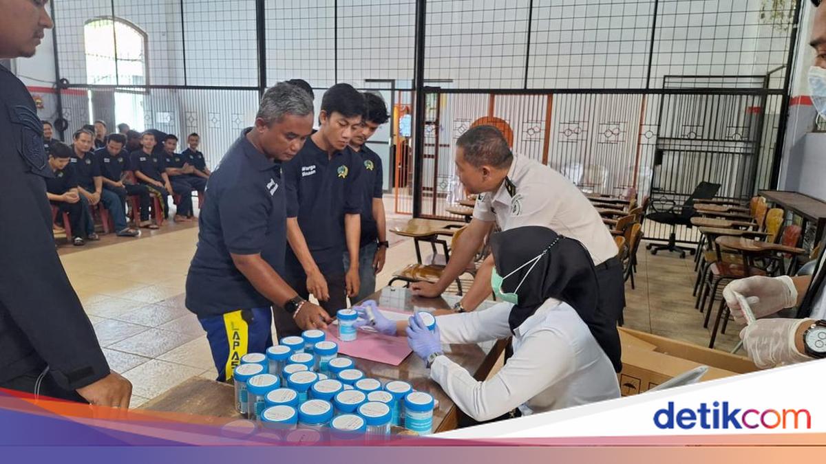 Lapas Kuningan Ikrar Bersih Gelar Razia dan Tes Urine