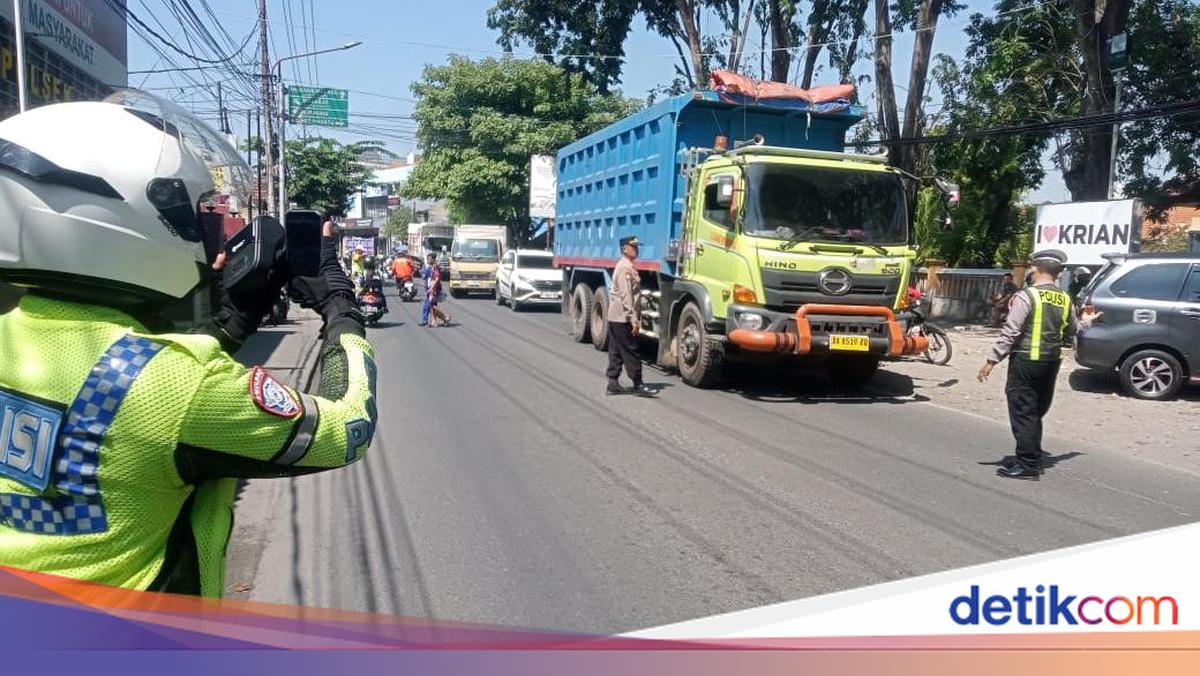 Polisi Sidoarjo Gelar Razia ETLE Handheld bagi Pelanggar Lalin