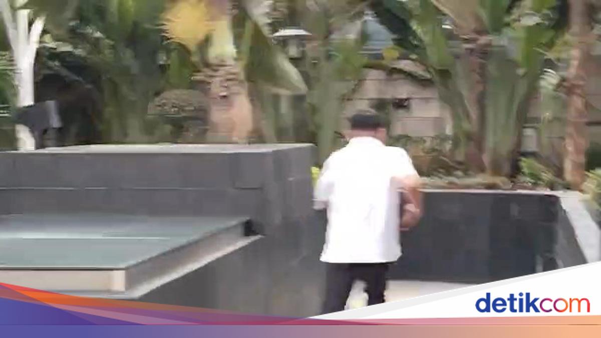 Hindari Wartawan, PNS Bea Cukai Lari Usai Diperiksa KPK