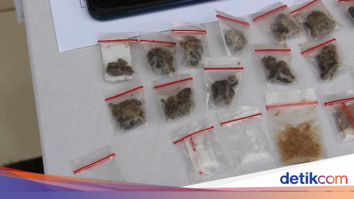 Polsek Gambir Bongkar Peredaran 'Sabu Hitam' di 4 Lokasi, Ini Kronologinya