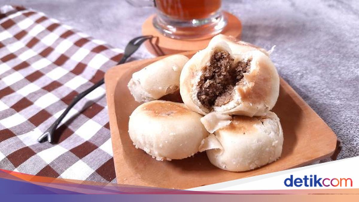Bakpia Daging Babi Bikin Heboh hingga Risiko Minum Kopi Telur Mentah