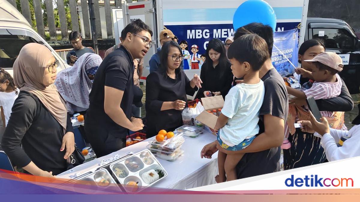 Ribuan Menu MBG Dibagikan Gratis di CFD Solo, Ada Steak-Chicken Wings