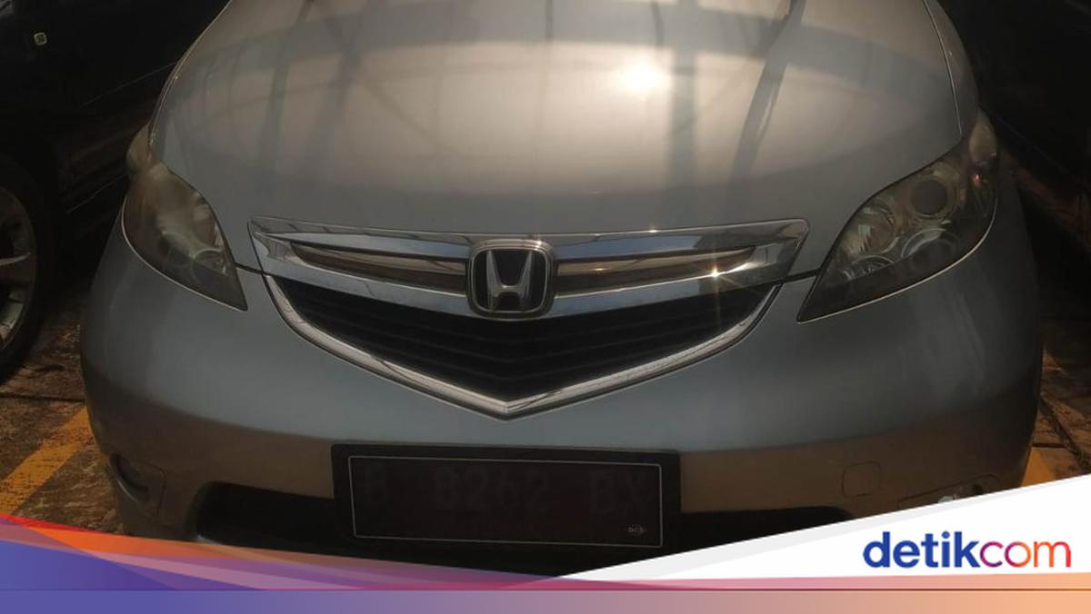Lelang Honda Elysion Mulai Rp 30 Jutaan, Ada STNK-BPKB