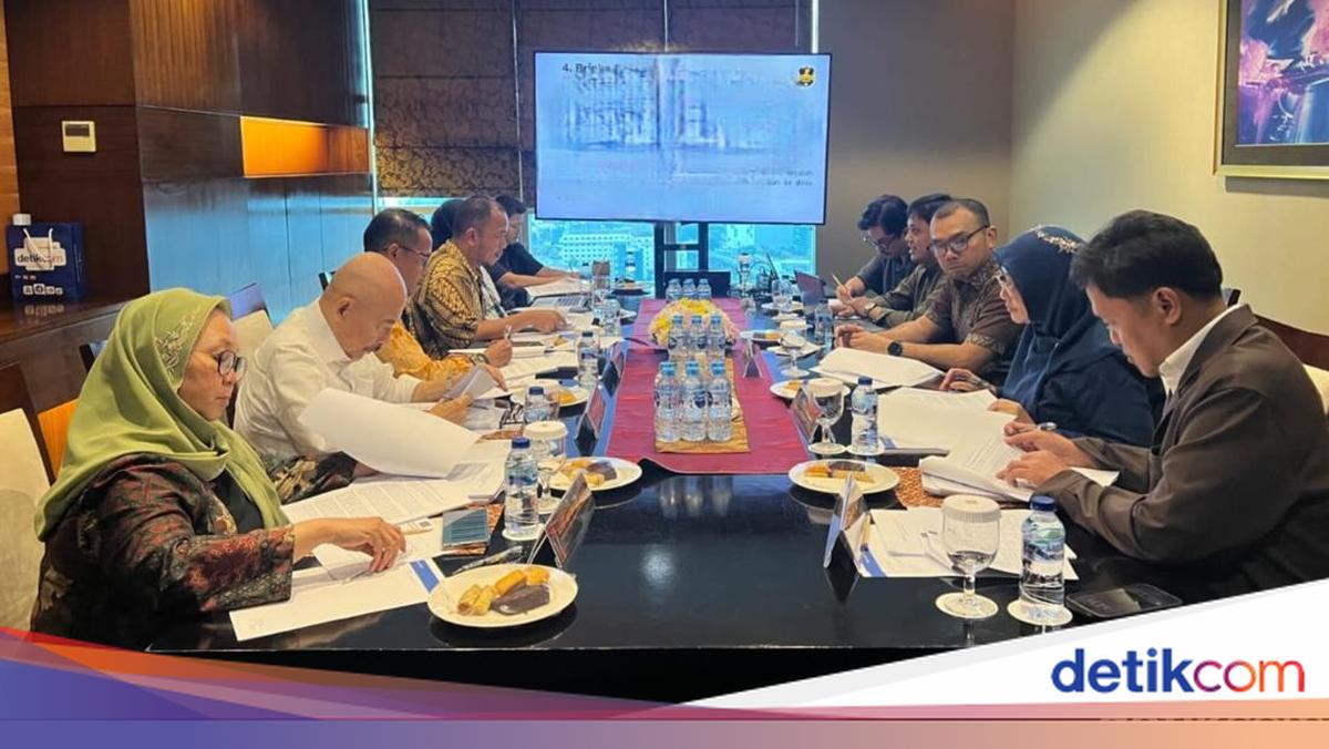 Dewan Pakar #HoegengAwards 2026 memastikan proses pemilihan 15 besar kandidat polisi teladan berlangsung independen dan objektif, tidak ada titipan, tidak ada intervensi.