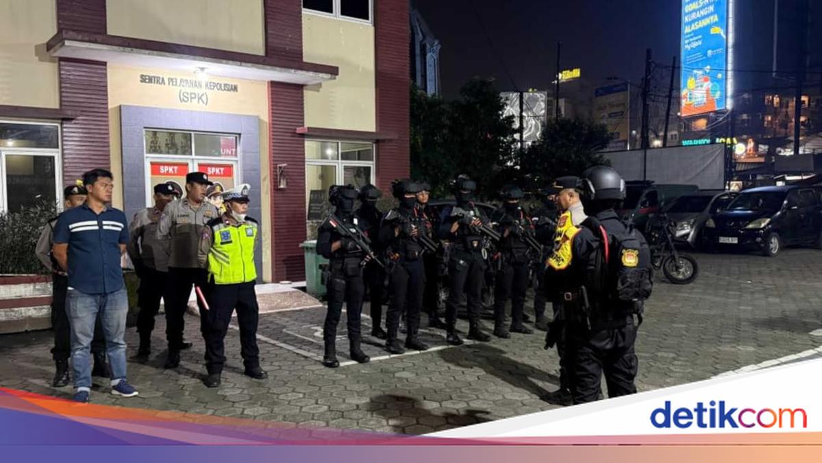 Polisi Amankan 4 Remaja Lagi Minum Miras di Pinggir Jalan Tangsel
