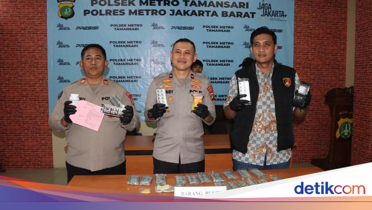Polisi Bongkar Warung Sembako Jual Tramadol dan Hexymer di Jakbar