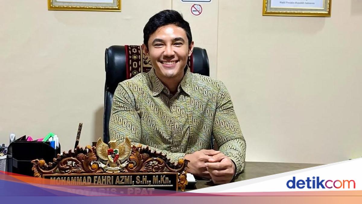 Fahri Azmi Loncat dari Sinetron ke Dunia Notariat