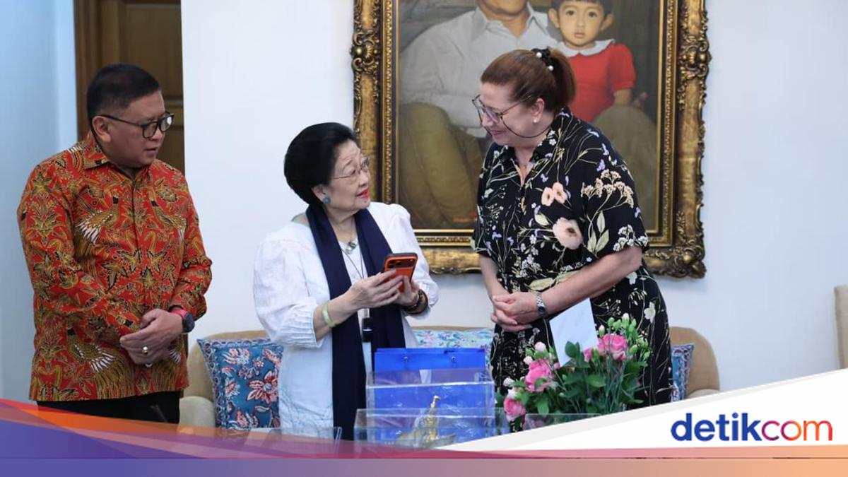 Megawati Terima Dubes Kuba, Bahas Tekanan AS hingga Kerja Sama BRIN
