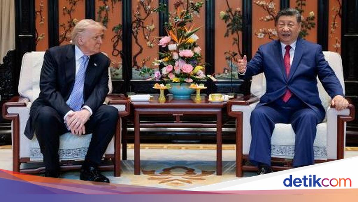 Spekulasi di Balik Kursi Trump dan Xi Jinping Beda Tinggi