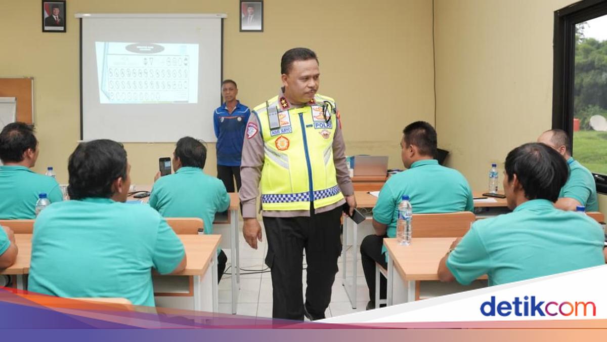 Korlantas Polri Latih Pengemudi Taksi di ISDC Serpong, Tingkatkan Keselamatan di Jalan