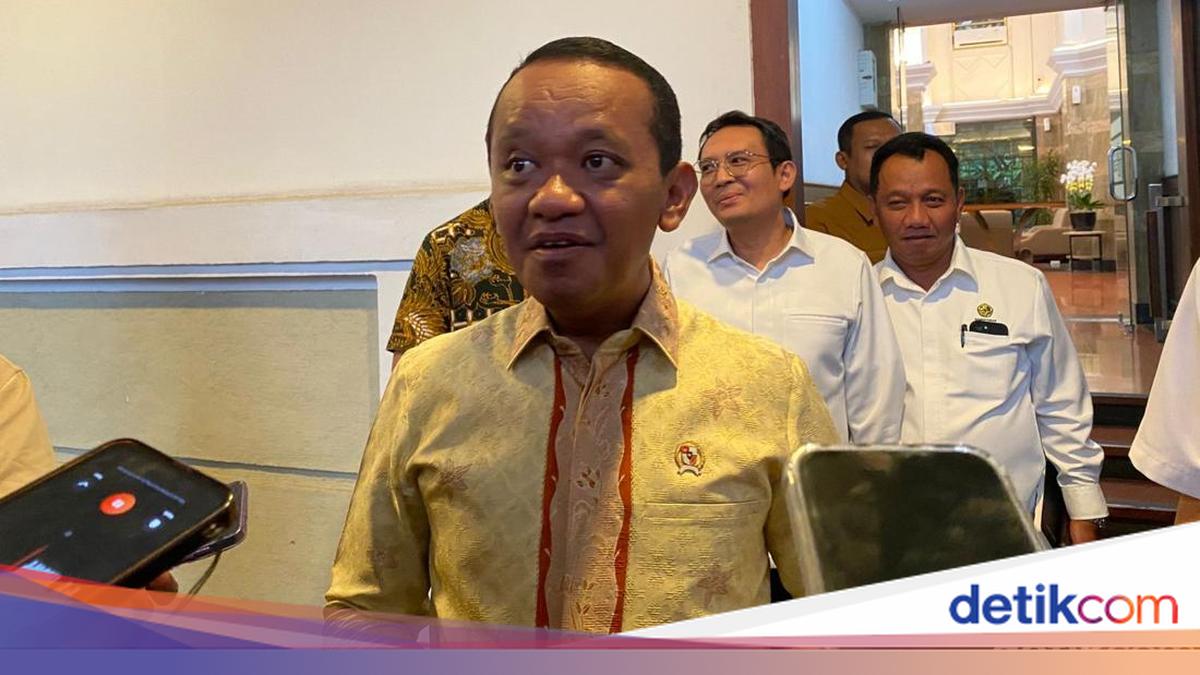 Bahlil Ungkap Pemadaman Listrik karena Trouble Mesin, Janji Pulih Cepat