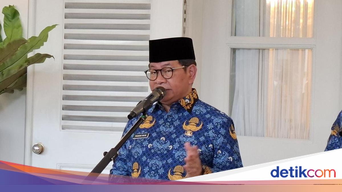 Pramono Ungkap Penyebab Utama Kabel Semrawut di Jakarta, Ditata Bertahap