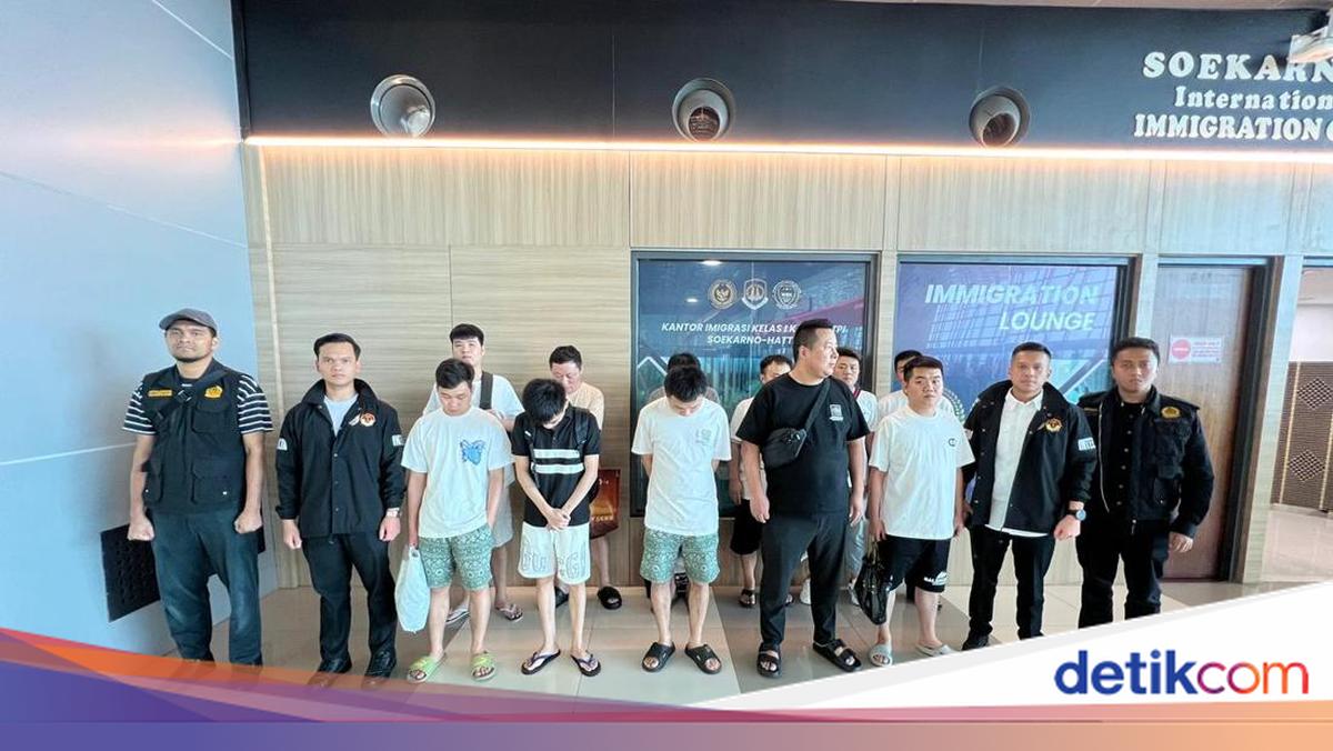 Imigrasi Deportasi 19 WNA Sindikat Love Scamming di Tangerang