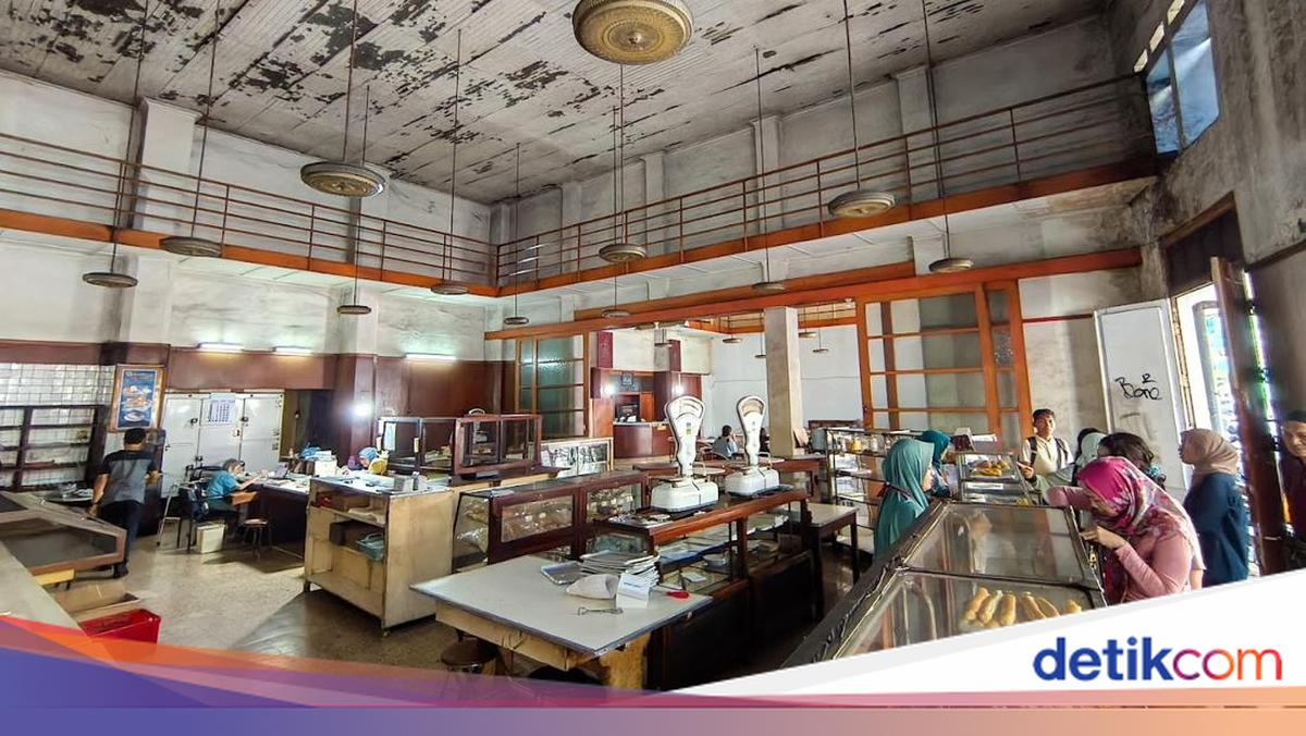 Nostalgia 10 Kuliner Legendaris Bandung, Ada yang Sejak 1929!