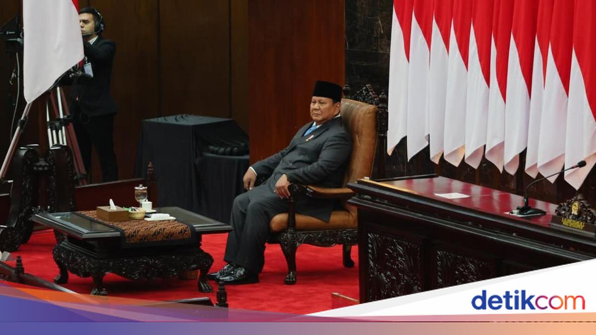Prabowo Cerita Menteri Minta Tanda Tangan Sore, Colek Airlangga dan Bahlil