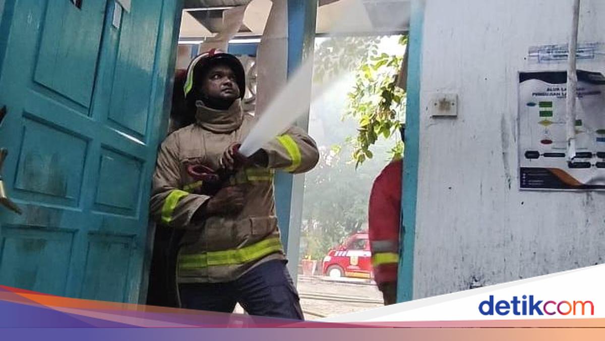 Mahasiswa Ricuh, Gedung Fakultas Pertanian USK Aceh dan 6 Kendaraan Terbakar