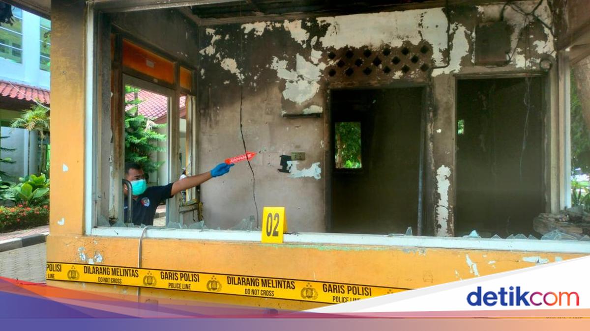 Mahasiswa Diminta Tahan Diri Usai Ribut Berujung Terbakar Fakultas ...