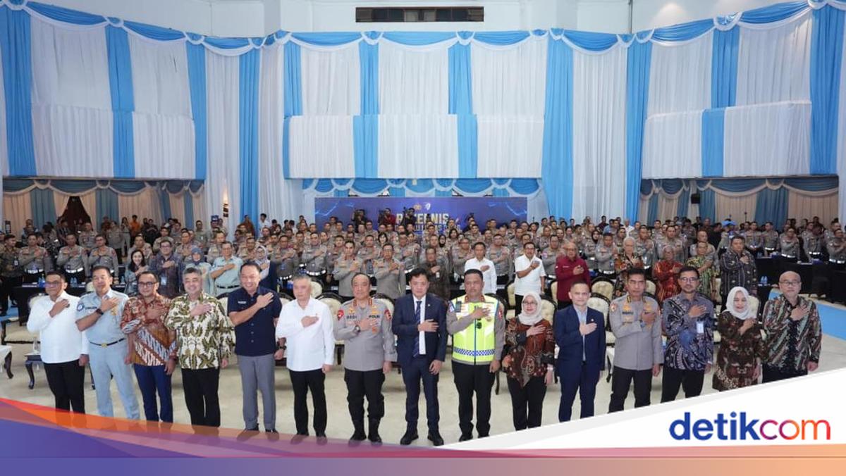 Wakapolri, Menhub-Ketua Komisi III DPR Hadiri Rakernis Fungsi Lantas 2026
