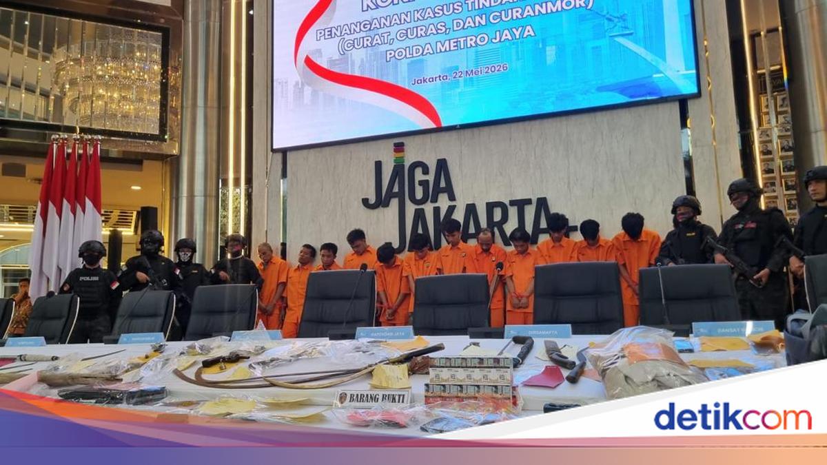Sebulan Operasi, Tim Pemburu Begal PMJ Sita Puluhan Sajam hingga 8 Senpi