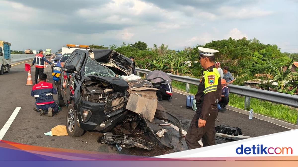 Pelajaran dari Kecelakaan Mobil Anggota DPR di Tol Paspro