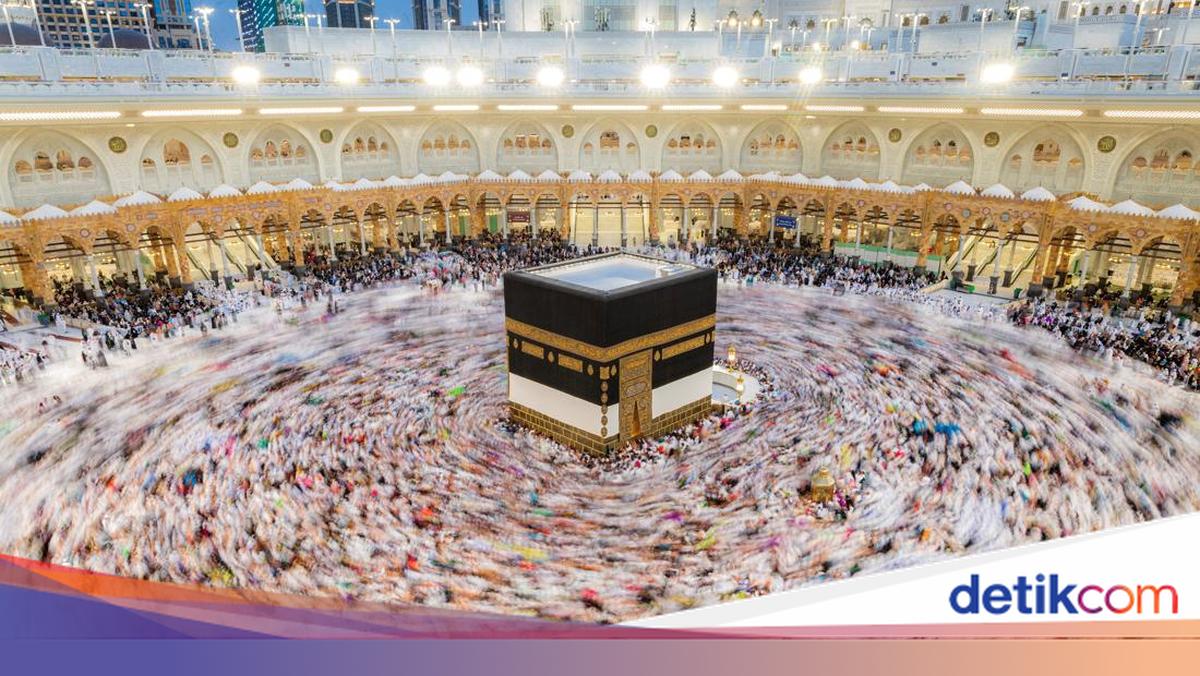 Arab Saudi Bantah Ada Pengebom Bunuh Diri di Dekat Kakbah