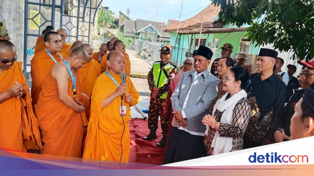 Walkot Semarang Sambut Biksu Thudong, Gaungkan Toleransi Antarumat