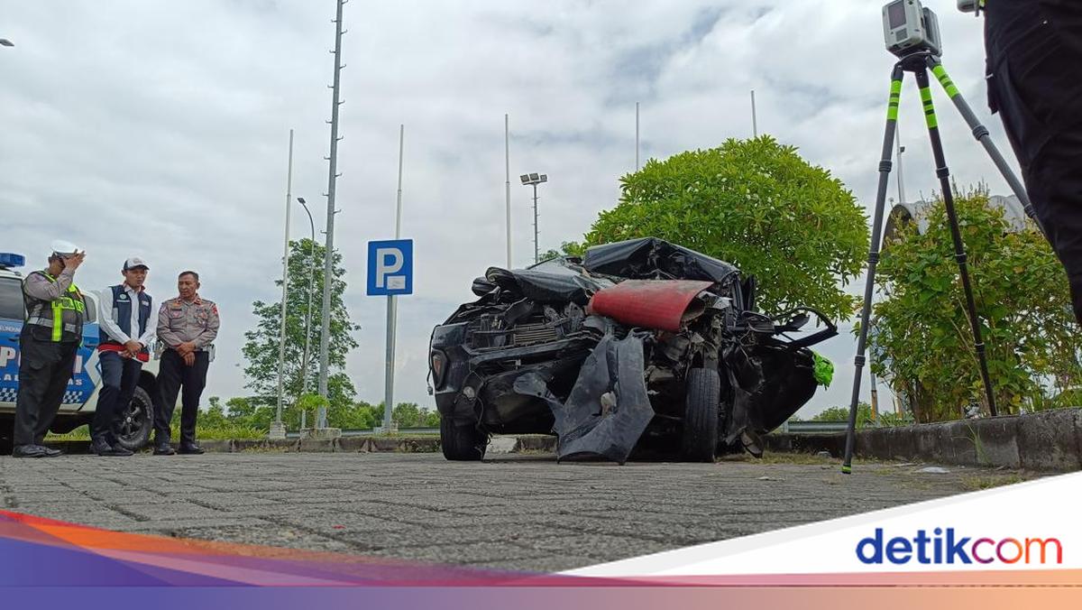 Polisi Olah TKP Kecelakaan Maut Gus Hilman Pakai Metode TAA