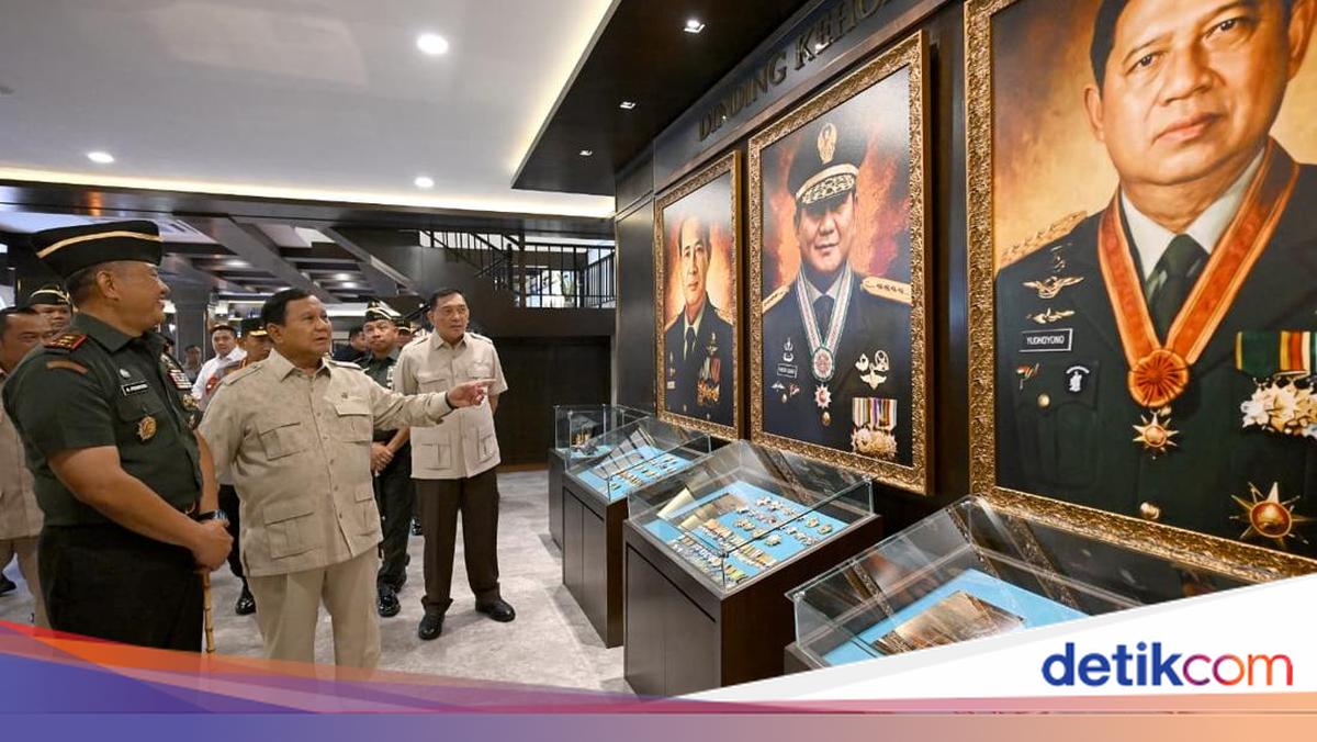 Prabowo Resmikan Museum dan Perpustakaan Seskoad Jabar di Bandung