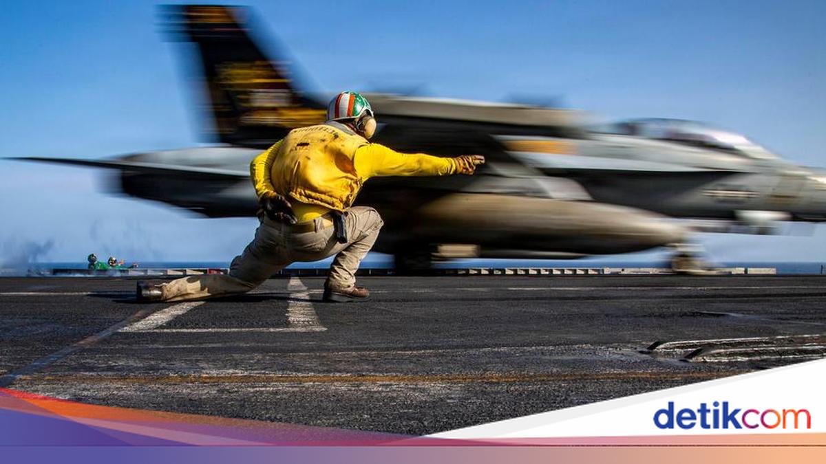 AS Lancarkan Serangan 'Bela Diri' terhadap Iran di Tengah Negosiasi