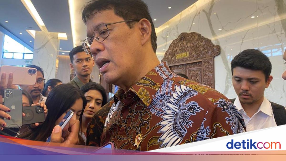 Dolar Nyaris Rp 18.000, Purbaya Sebut Banyak Isu Negatif di Pasar