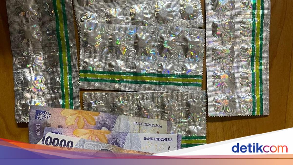 Polisi Tangkap 3 Penjual Obat Terlarang di Jakpus, 1.802 Butir Obat Disita