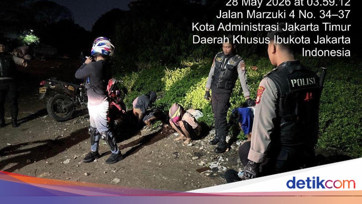 Polisi Bongkar Sindikat Curanmor-Bandar Sabu di Jaktim, 8 Orang Diamankan