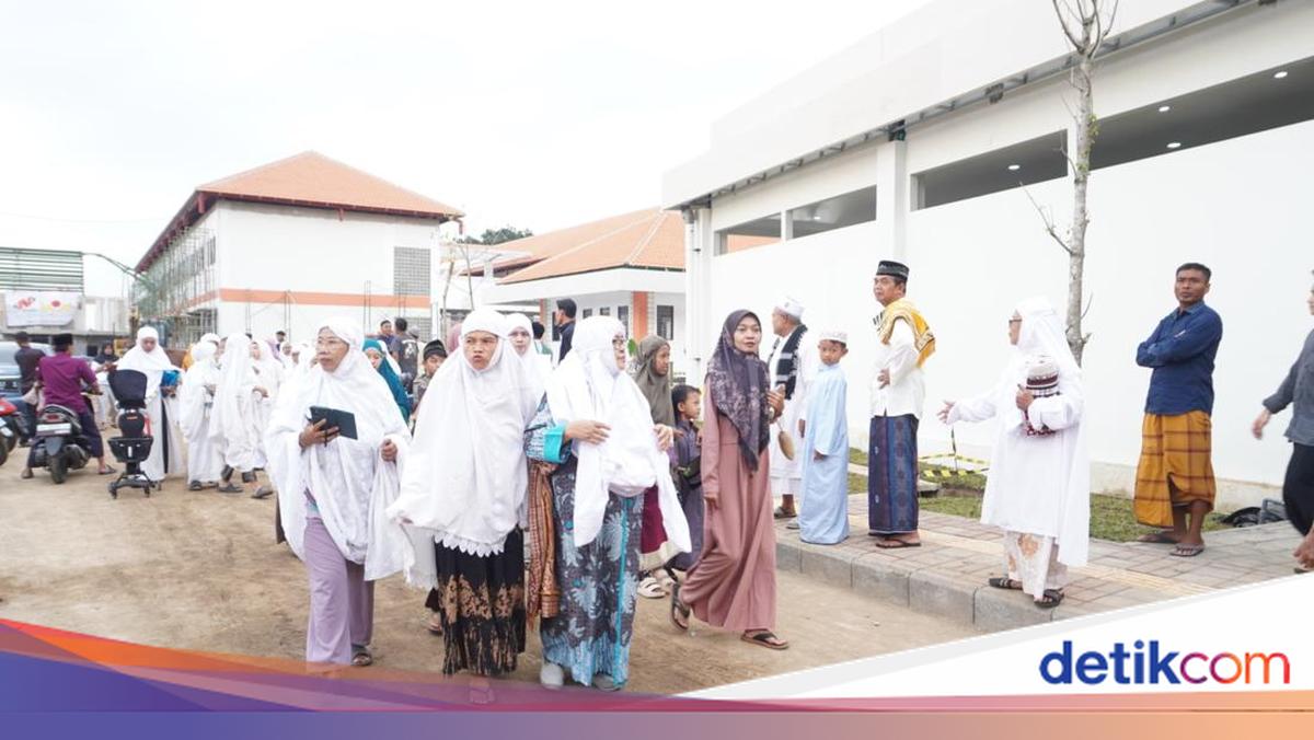 Nindya Karya Rayakan Iduladha Bersama Warga di Proyek Sekolah Rakyat Kediri