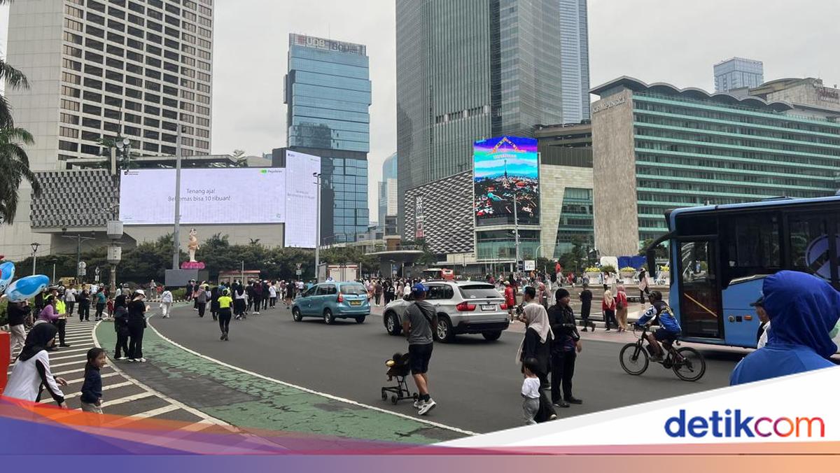 Ragam Cerita Warga Tak Tahu CFD di Bundaran HI Ditiadakan Saat Waisak