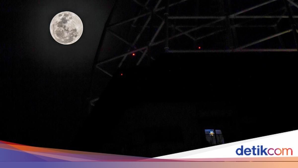 'Bulan Mini' Bumi Berhasil Dipotret untuk Pertama Kali