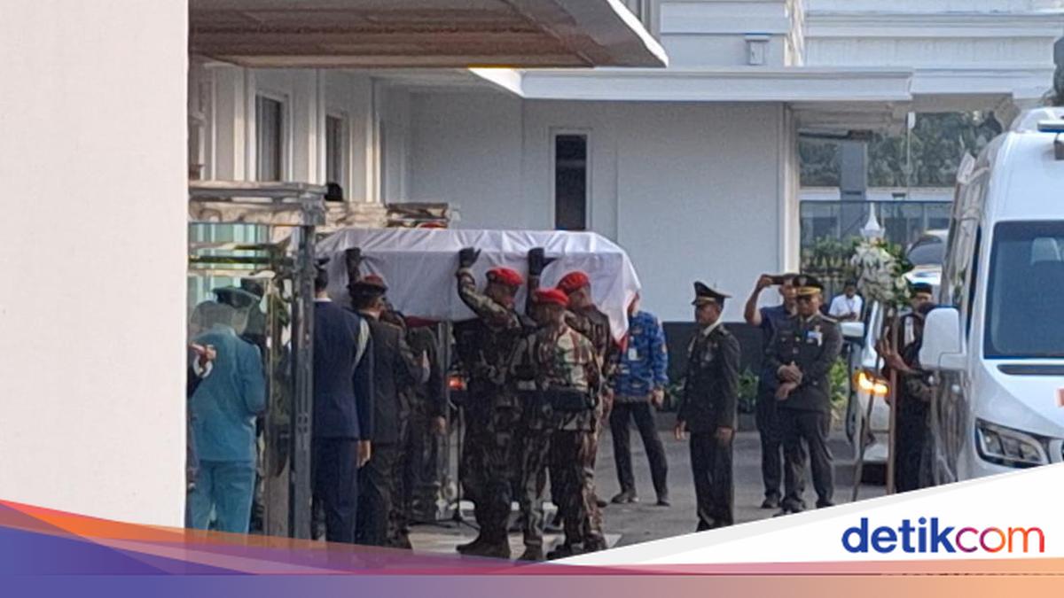 Kemhan RI akan menggelar upacara penghormatan dan persemayaman Eks Menhan Jenderal TNI (Purn) Ryamizard Ryacudu hari ini.