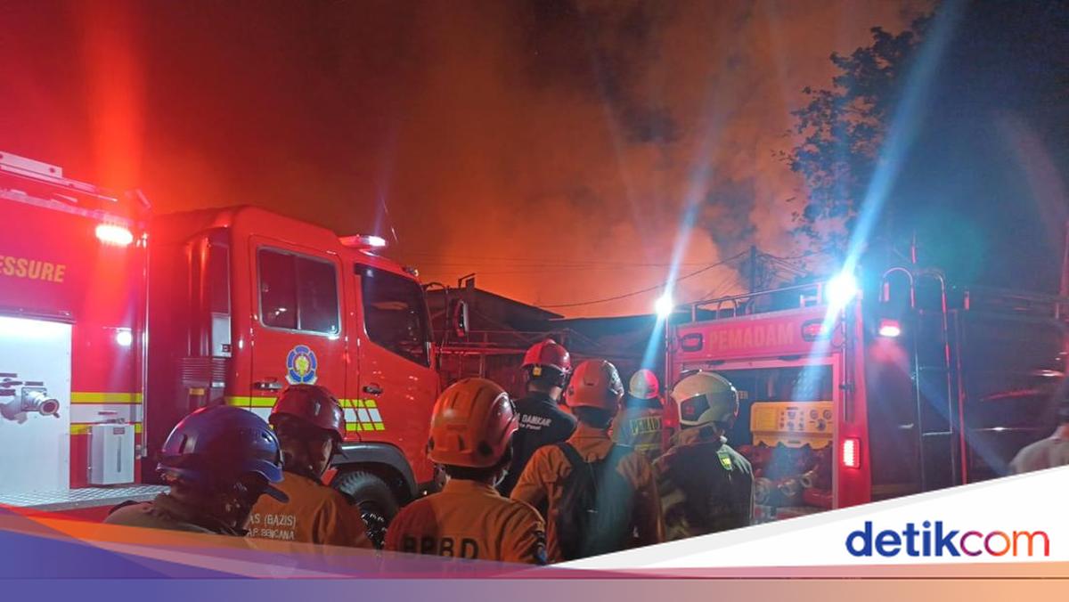 Cerita Kepanikan Warga Saat Kebakaran di Kemayoran Merembet Sejumlah Rumah