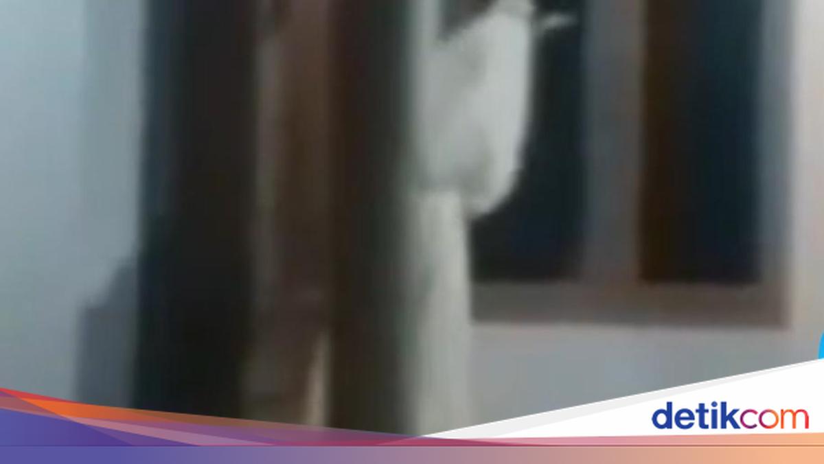 Pocong Bercelurit Bikin Heboh Madura, Camat Bilang Cuma Hoax!