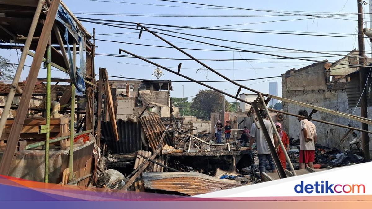 Penampakan Rumah-rumah di Kemayoran Jakpus Porak-poranda Usai Terbakar Hebat