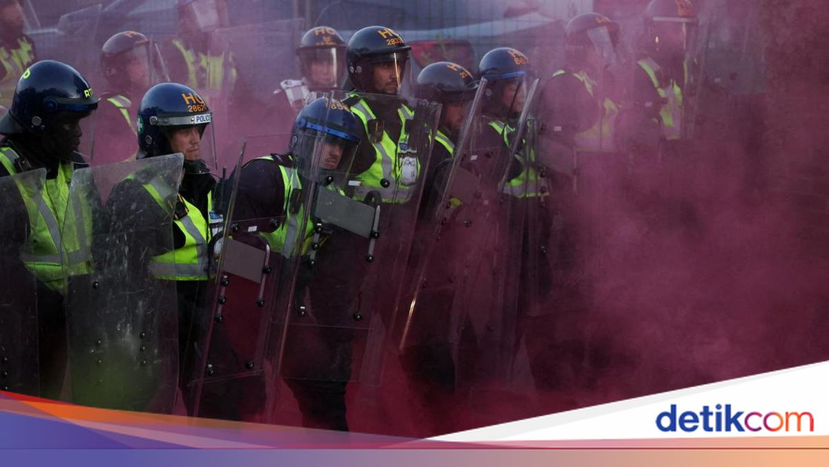 Kericuhan Pecah Usai Vonis Pembunuh Henry Nowak di Inggris