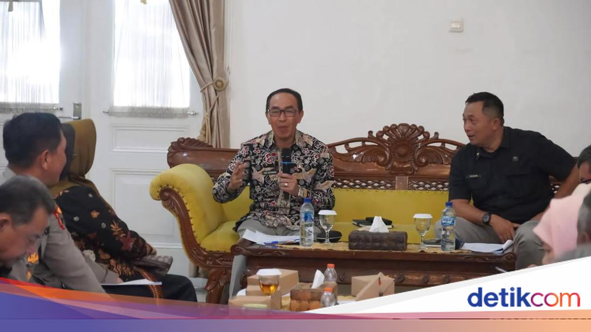 Guru Sibuk Urus "Sapi Virtual", Siswa Sukabumi Dibiarkan Dibully?