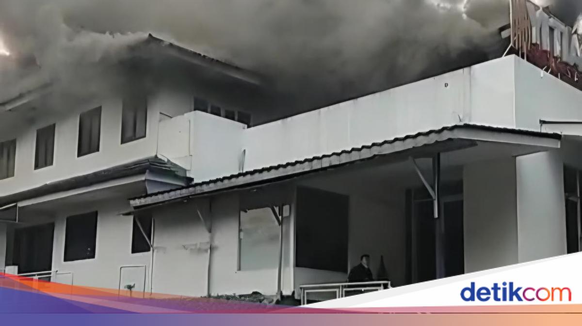 Panti Pijat Refleksi di Bogor Terbakar, Diduga Akibat Korsleting