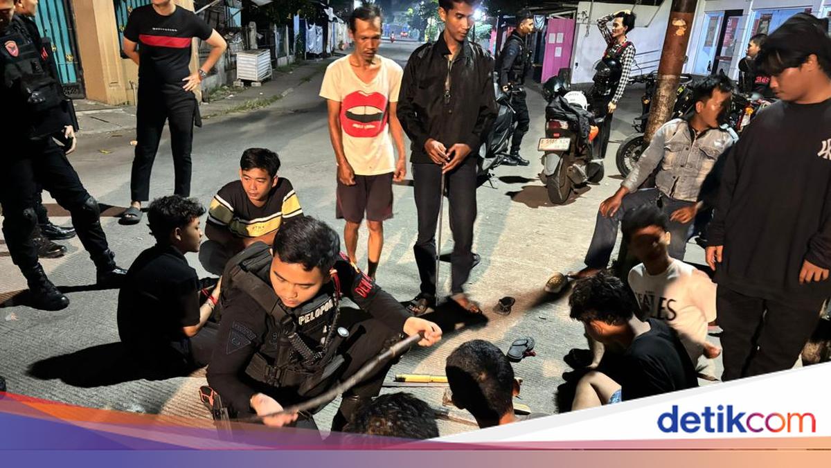 2 Pemuda di Bekasi Ditangkap Polisi saat Hendak Tawuran, Sajam Disita